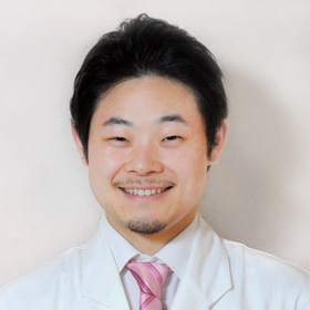 粟野医師